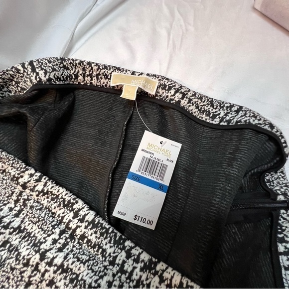 MICHAEL Michael Kors Plaid Cropped Pants Size Medium - Picture 5 of 10